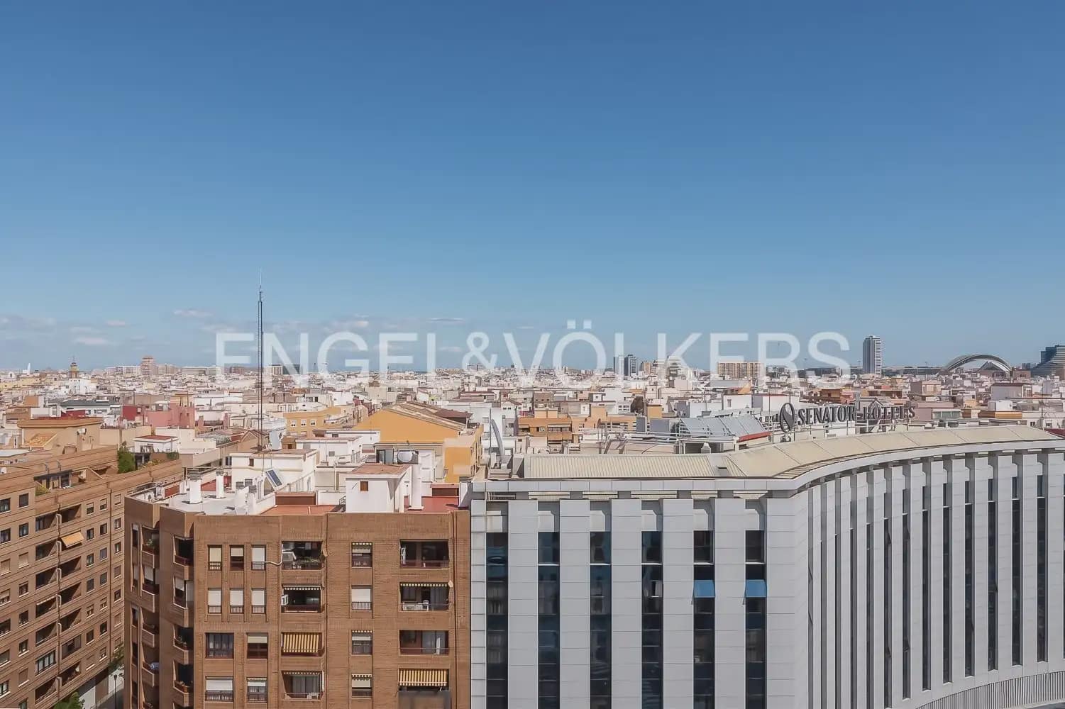 2 camera da letto Appartamento da affittare in Valencia citta con piscina garage - 2.400 € (Rif: 9897566)