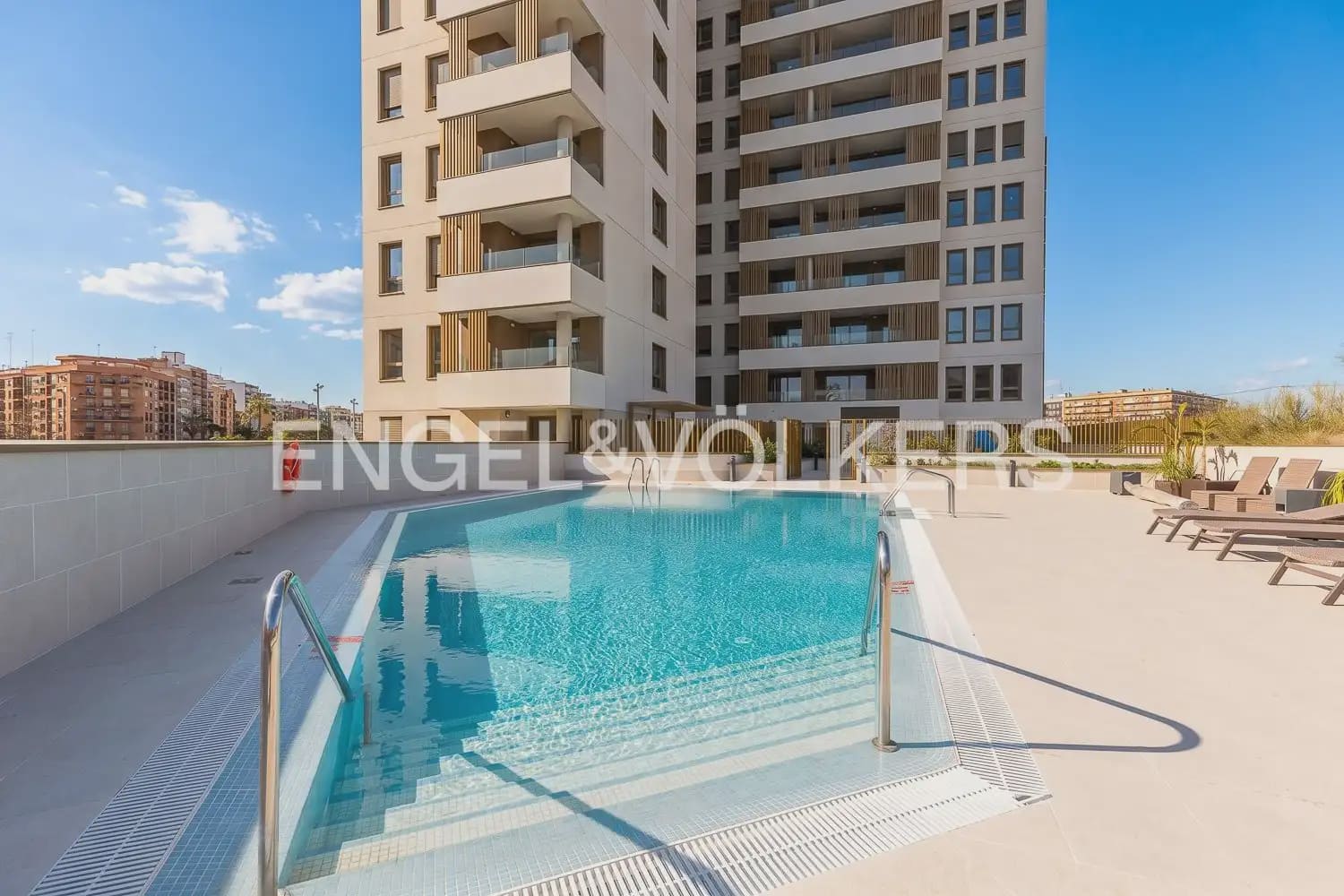 2 camera da letto Appartamento da affittare in Valencia citta con piscina garage - 2.400 € (Rif: 9897566)