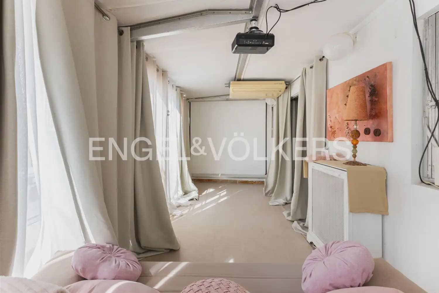 4 sovrum Lägenhet till salu i Valencia stad med garage - 790 000 € (Ref: 9897567)