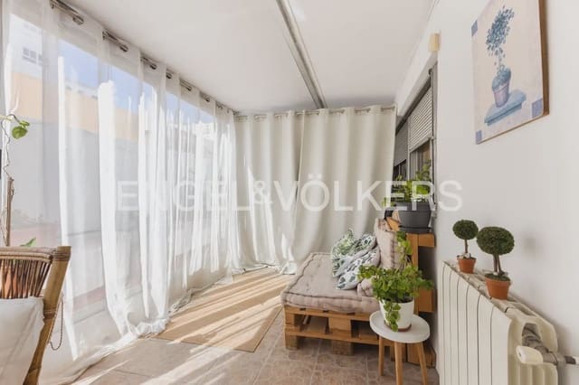4 sovrum Lägenhet till salu i Russafa, Valencia stad med garage - 790 000 € (Ref: 9897567)