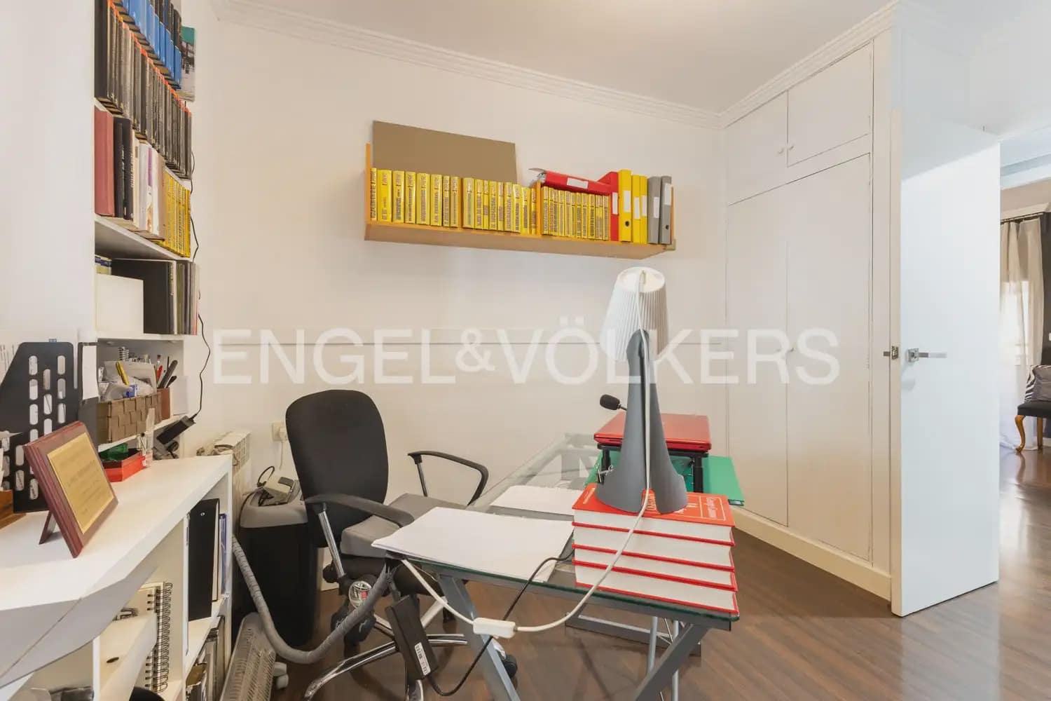 4 sovrum Lägenhet till salu i Valencia stad med garage - 790 000 € (Ref: 9897567)