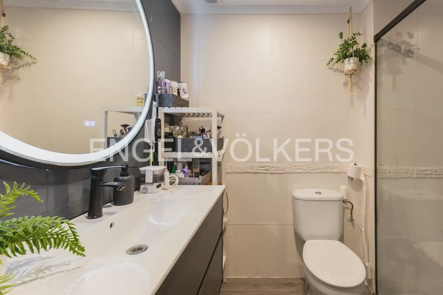 4 sovrum Lägenhet till salu i Valencia stad med garage - 790 000 € (Ref: 9897567)