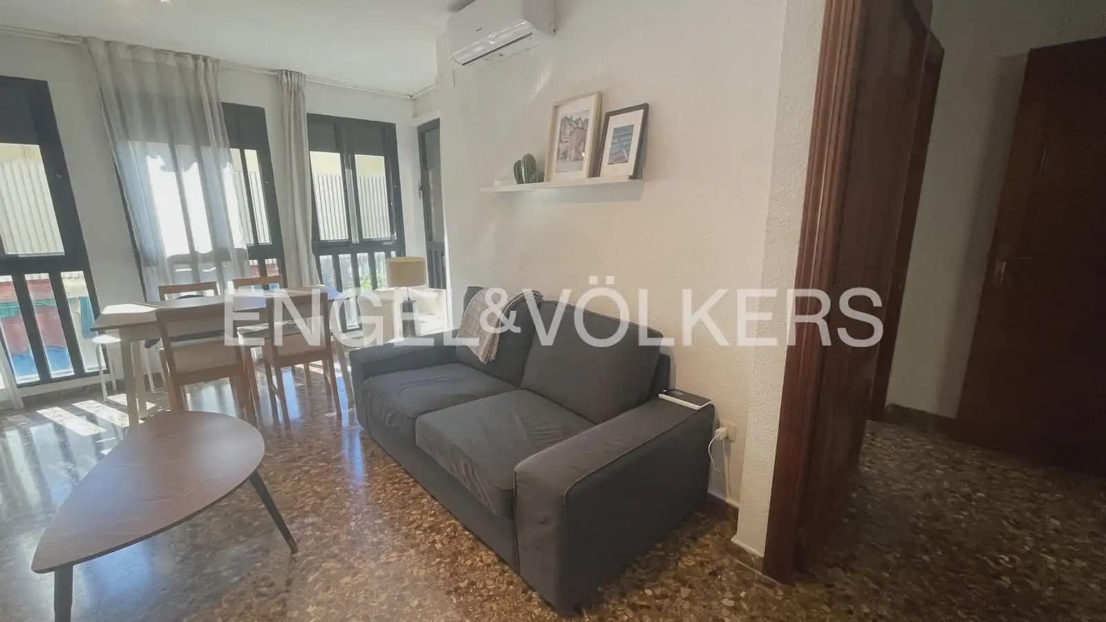 2 sypialnia Mieszkanie do wynajęcia w Miasto Walencja - 1 250 € (Ref: 9897568)
