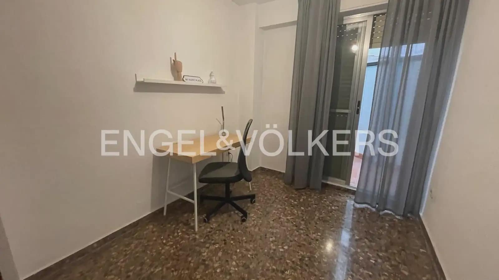 2 sypialnia Mieszkanie do wynajęcia w Miasto Walencja - 1 250 € (Ref: 9897568)
