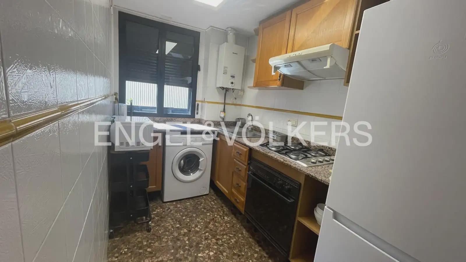 2 sypialnia Mieszkanie do wynajęcia w Miasto Walencja - 1 250 € (Ref: 9897568)