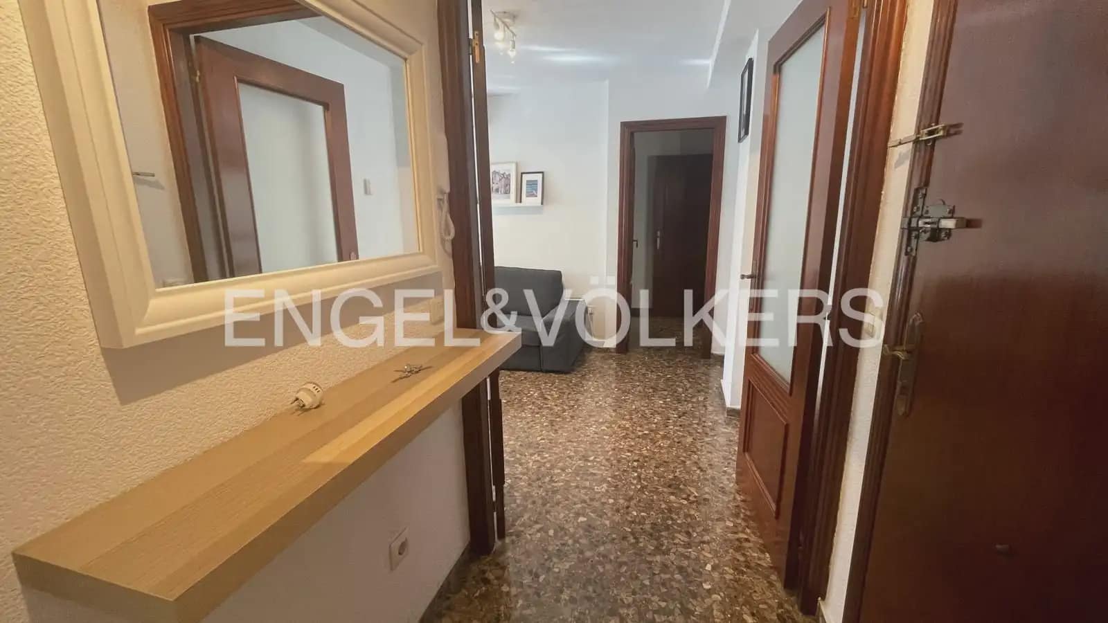 2 sypialnia Mieszkanie do wynajęcia w Miasto Walencja - 1 250 € (Ref: 9897568)
