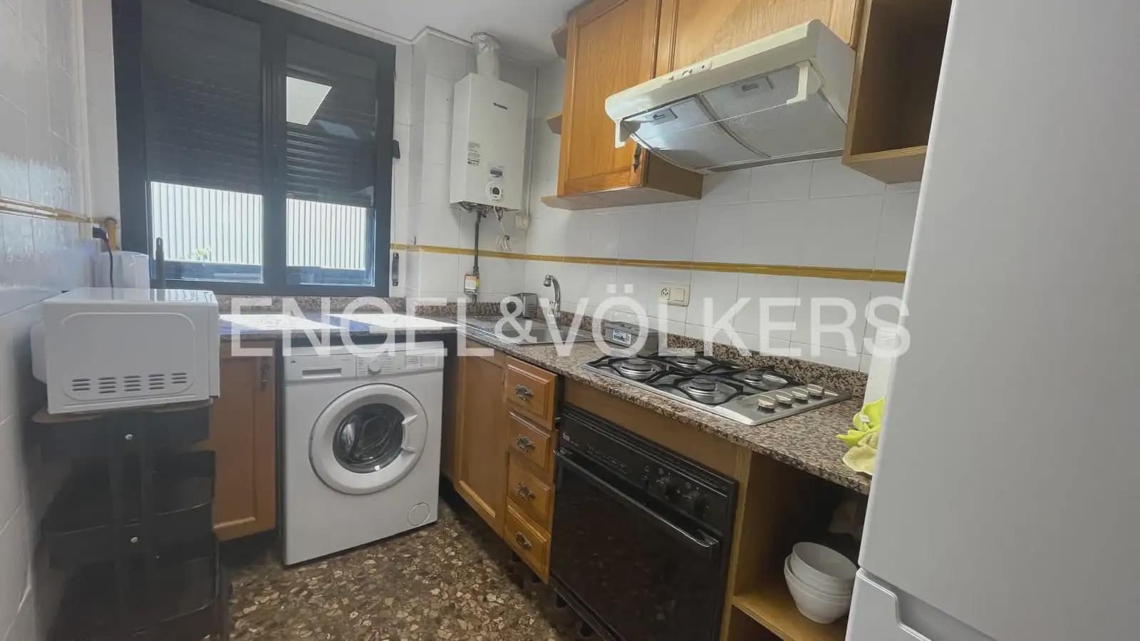 2 sypialnia Mieszkanie do wynajęcia w Miasto Walencja - 1 250 € (Ref: 9897568)