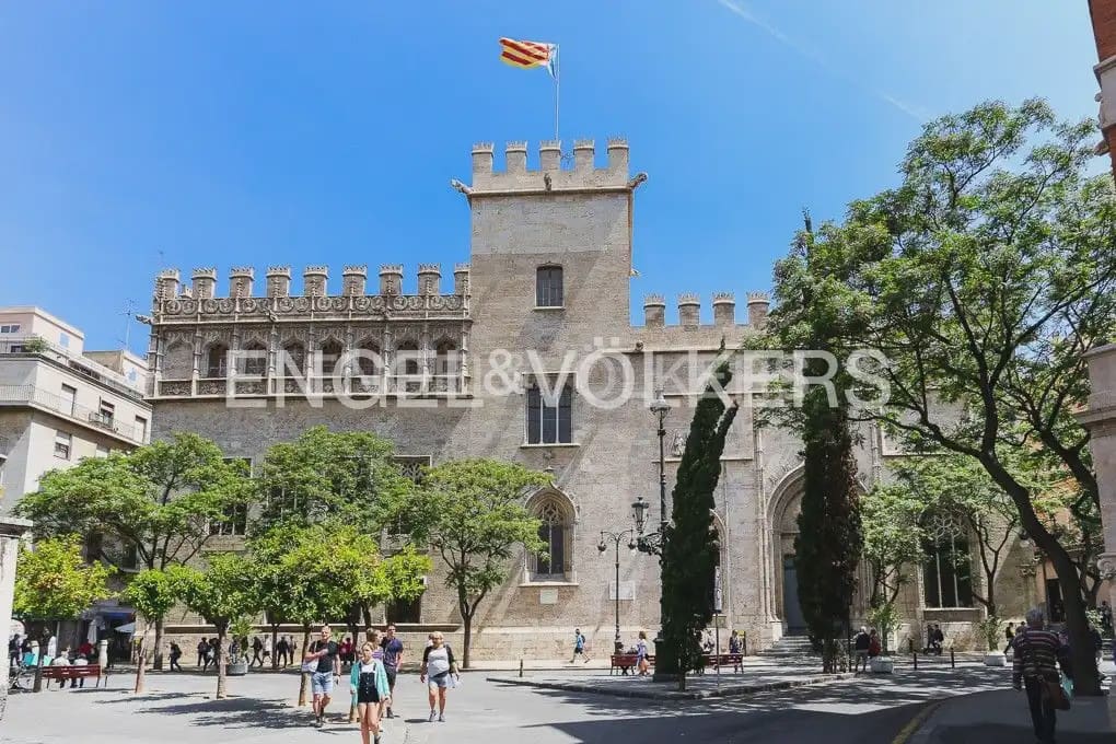 2 makuuhuone Asunto vuokrattavana paikassa Valencia kaupunki - 1 700 € (Ref: 9897569)