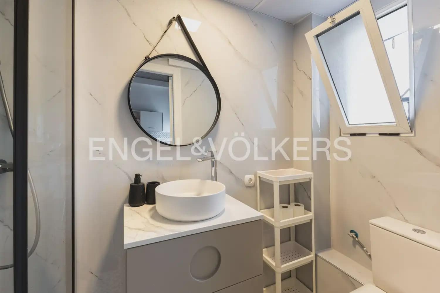 2 makuuhuone Asunto vuokrattavana paikassa Valencia kaupunki - 1 700 € (Ref: 9897569)