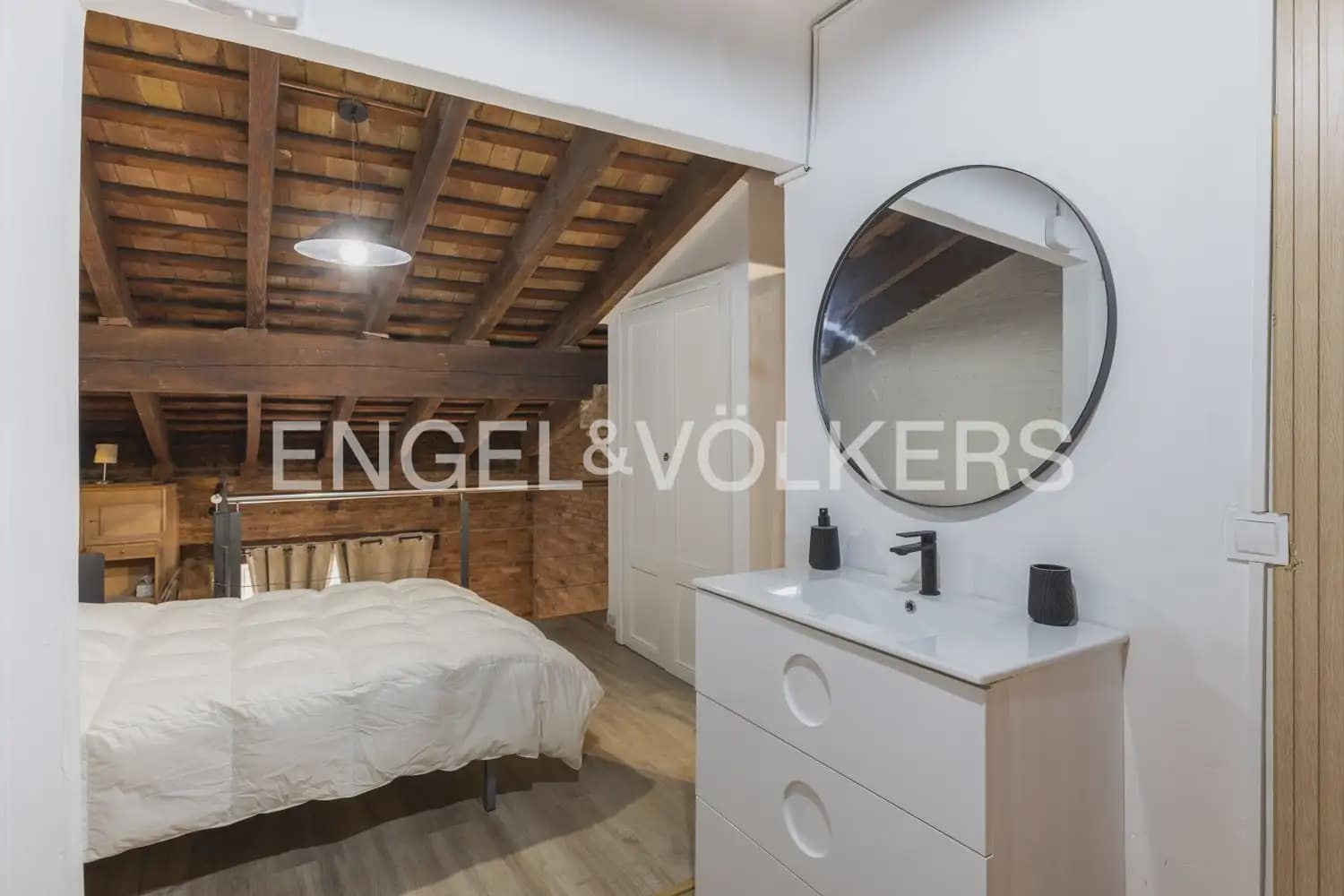 2 makuuhuone Asunto vuokrattavana paikassa Valencia kaupunki - 1 700 € (Ref: 9897569)