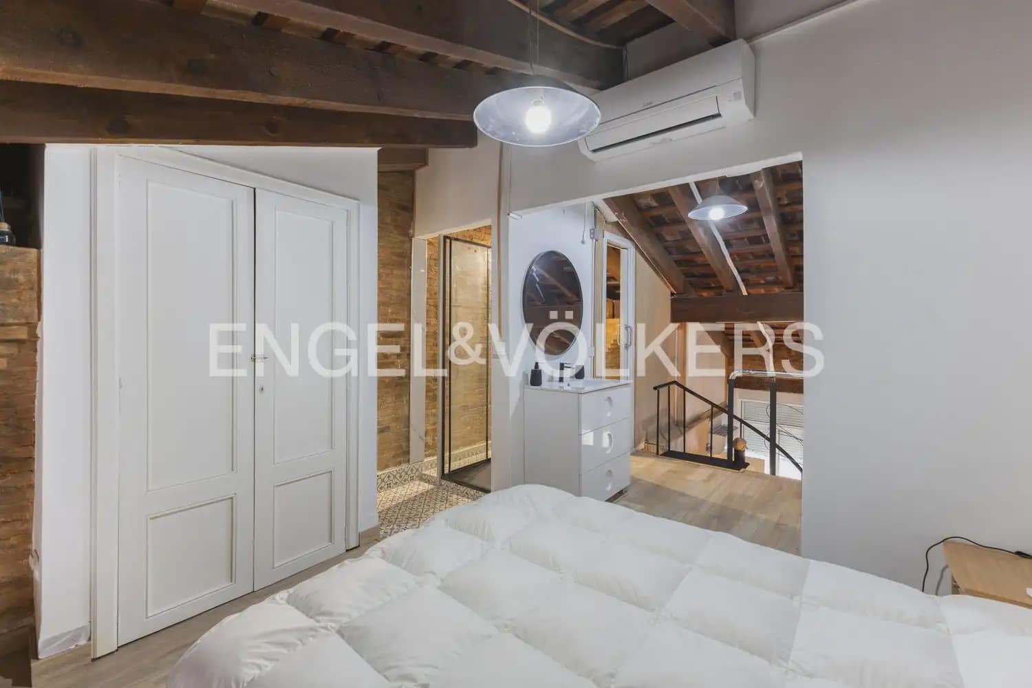 2 makuuhuone Asunto vuokrattavana paikassa Valencia kaupunki - 1 700 € (Ref: 9897569)