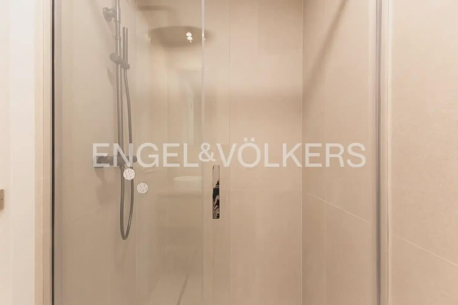 3 camera da letto Appartamento da affittare in Valencia citta - 1.500 € (Rif: 9897570)