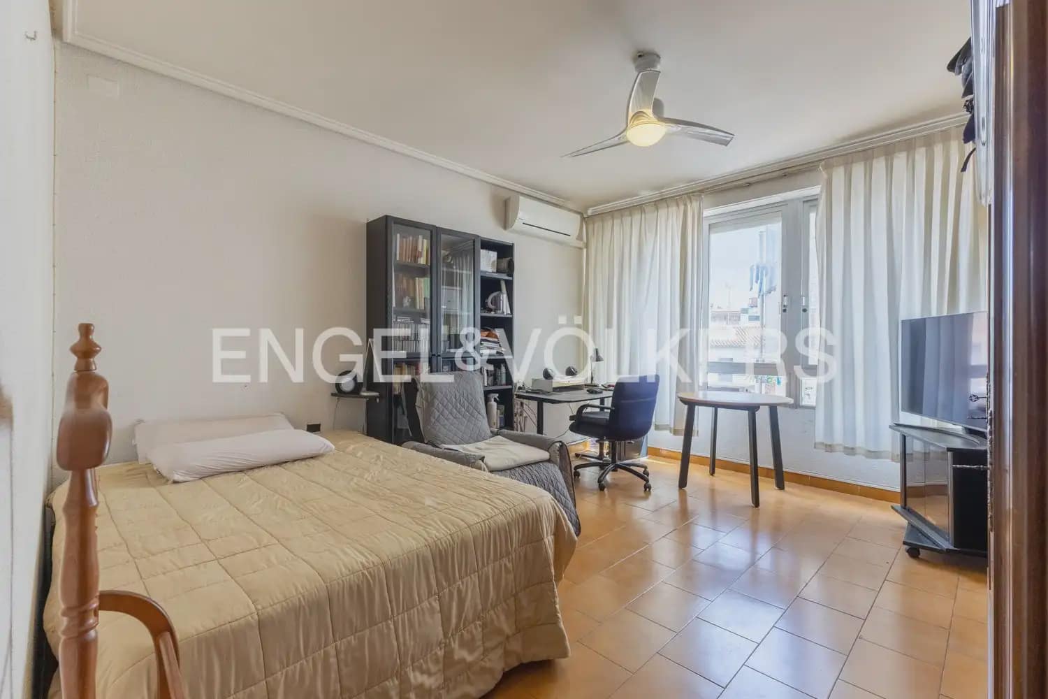 3 makuuhuone Asunto myytävänä paikassa Valencia kaupunki - 399 000 € (Ref: 9897571)
