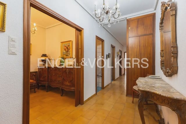 3 makuuhuone Asunto myytävänä paikassa La Roqueta, Valencia kaupunki - 399 000 € (Ref: 9897571)