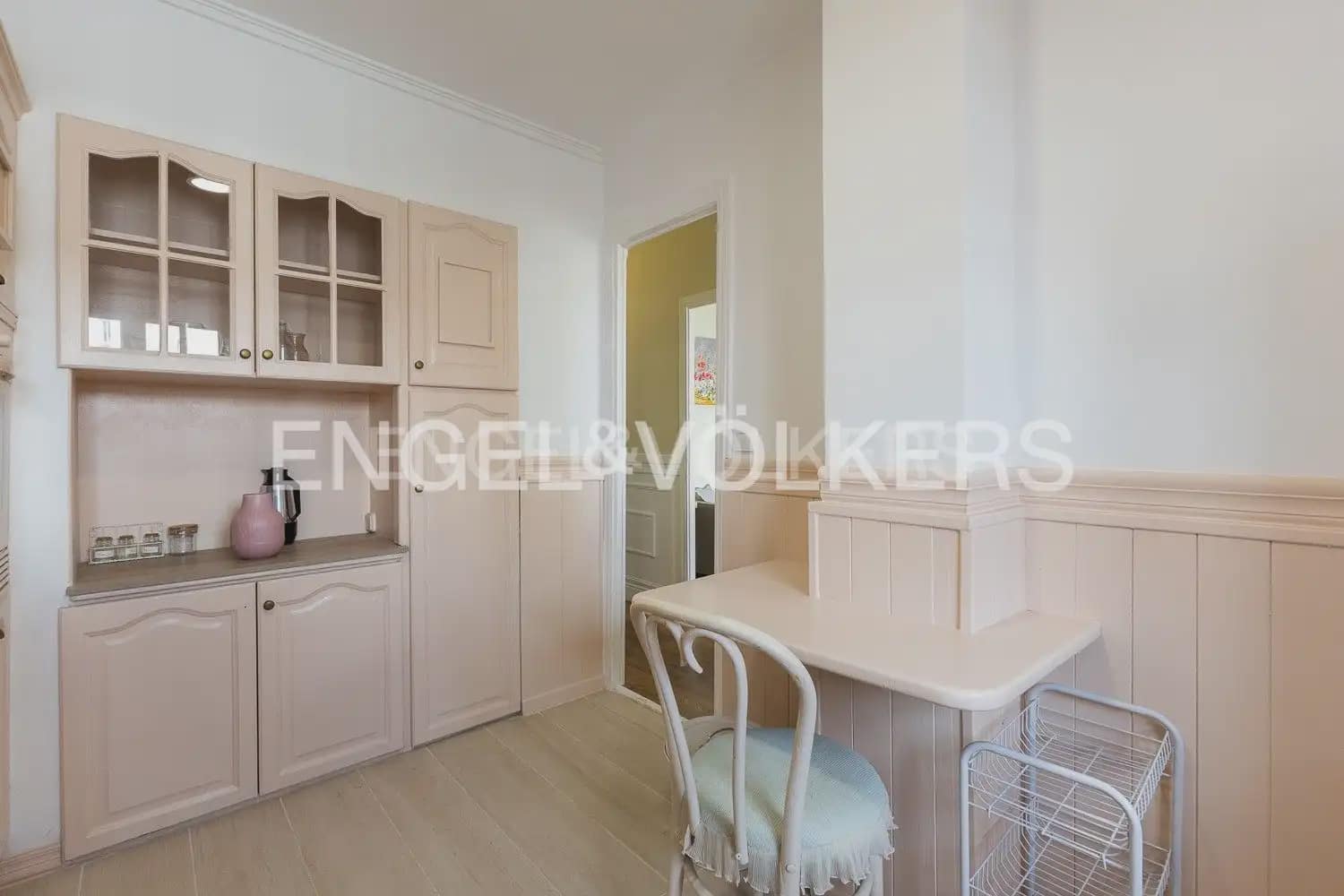 Appartement de 2 chambres à louer à Valence ville - 2 000 € (Ref: 9897572)