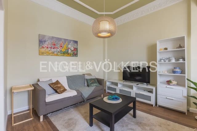 Appartement de 2 chambres à louer à Russafa, Valence ville - 2 000 € (Ref: 9897572)