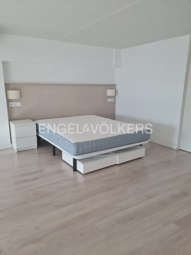 1 makuuhuone Asunto vuokrattavana paikassa Xirivella mukana 
autotalli - 1 100 € (Ref: 9897575)