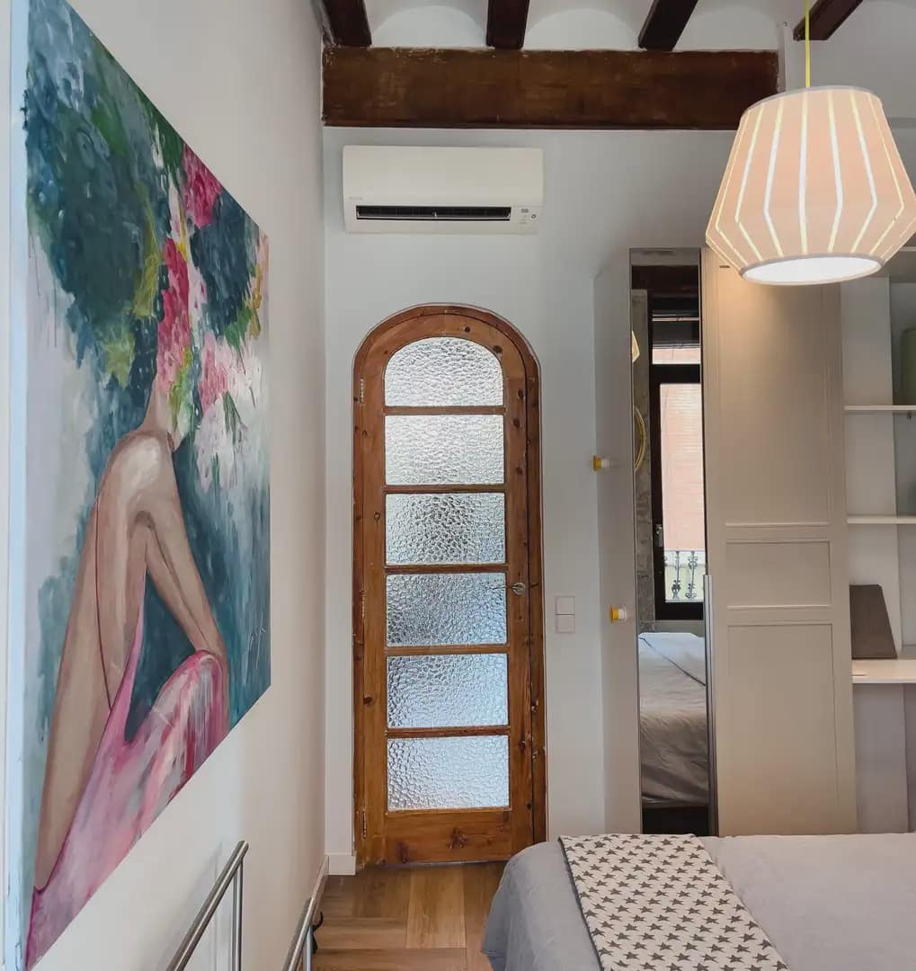 2 quarto Apartamento para arrendar em Valencia cidade - 2 000 € (Ref: 9897577)
