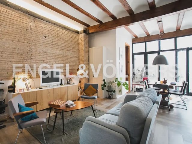Piso de 2 habitaciones en El Carme, València ciudad en alquiler - 2.000 € (Ref: 9897577)