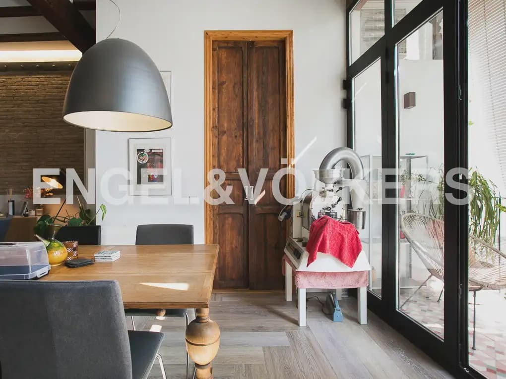 2 quarto Apartamento para arrendar em Valencia cidade - 2 000 € (Ref: 9897577)