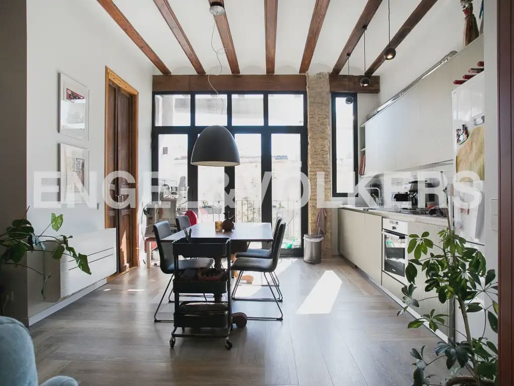 2 quarto Apartamento para arrendar em Valencia cidade - 2 000 € (Ref: 9897577)