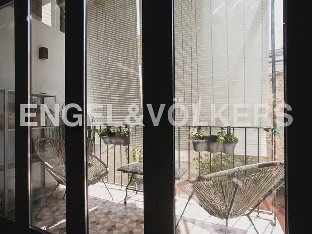 Piso de 2 habitaciones en El Carme, València ciudad en alquiler - 2.000 € (Ref: 9897577)