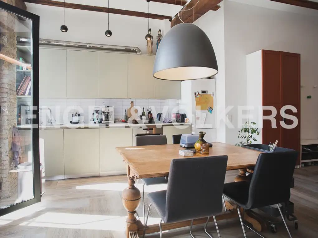 2 quarto Apartamento para arrendar em Valencia cidade - 2 000 € (Ref: 9897577)