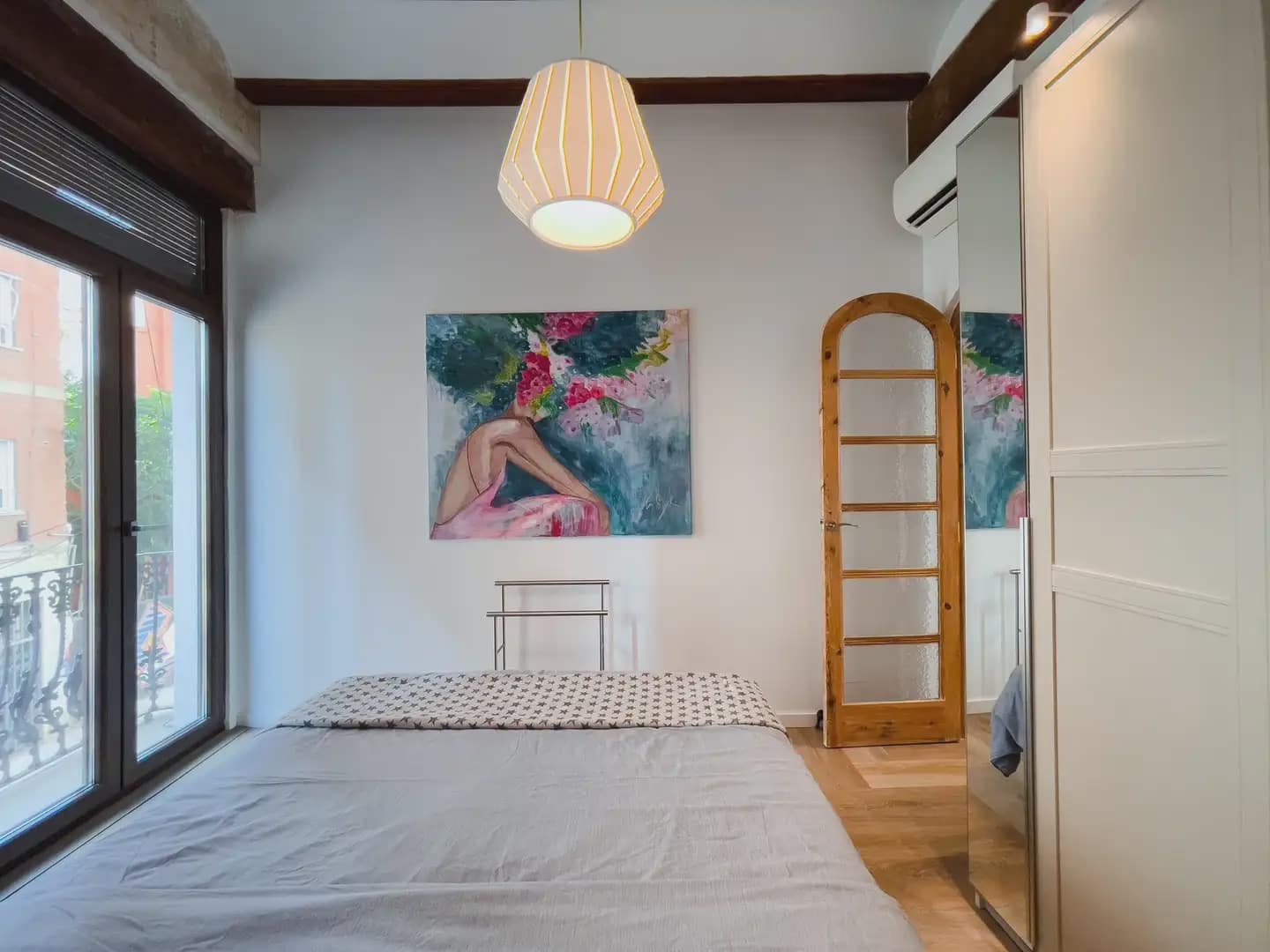 2 quarto Apartamento para arrendar em Valencia cidade - 2 000 € (Ref: 9897577)