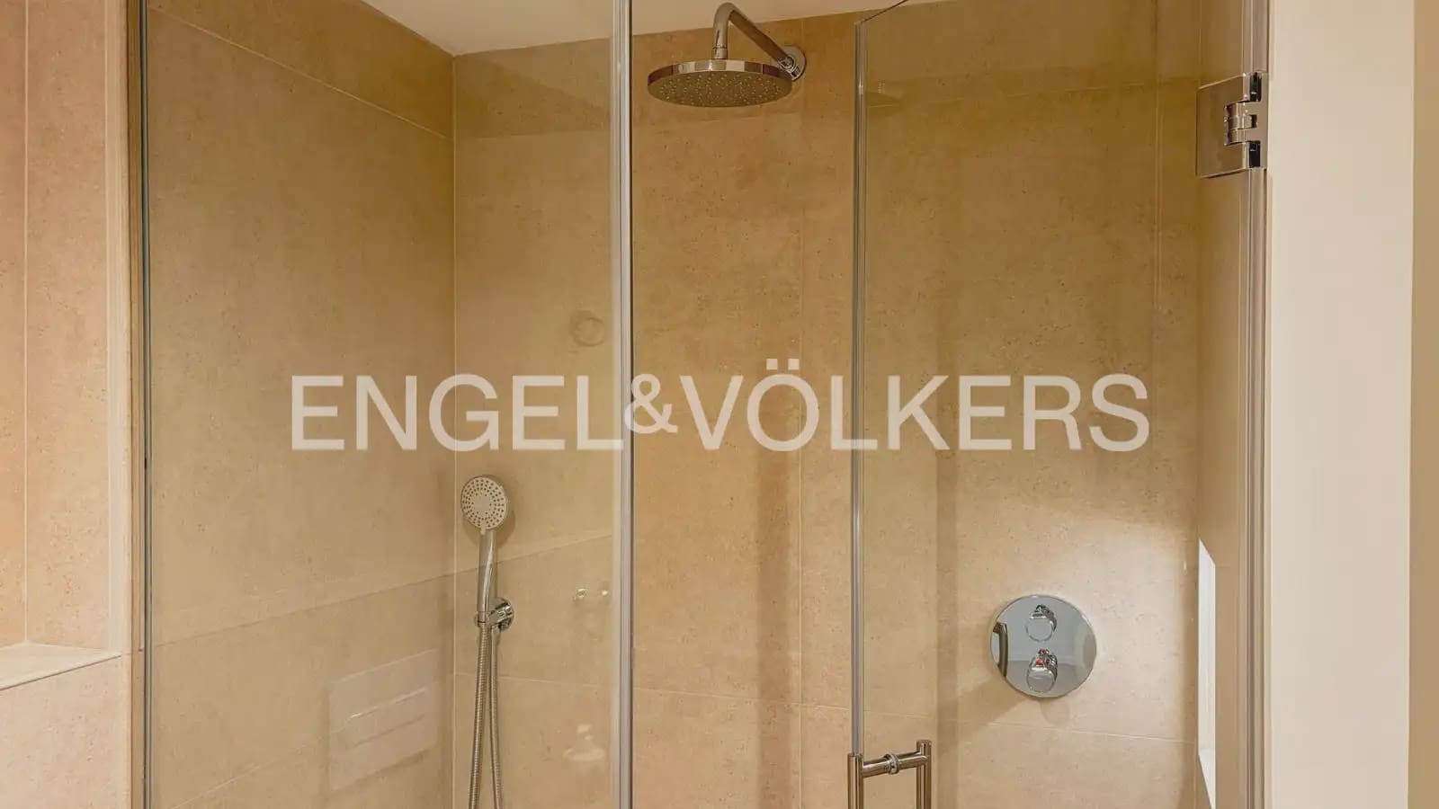 2 makuuhuone Asunto vuokrattavana paikassa Denia - 1 800 € (Ref: 9897579)