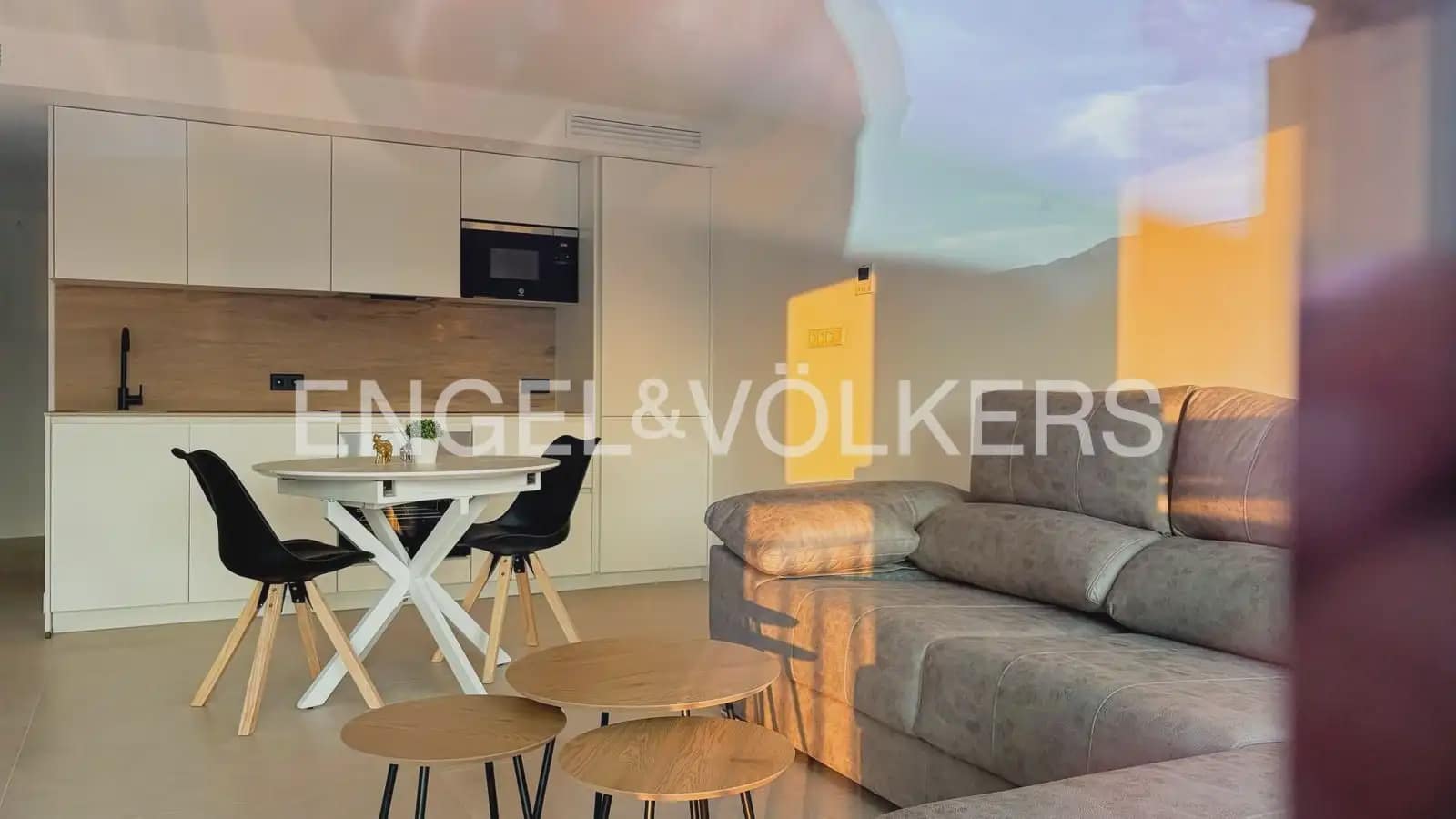 2 makuuhuone Asunto vuokrattavana paikassa Denia - 1 800 € (Ref: 9897579)