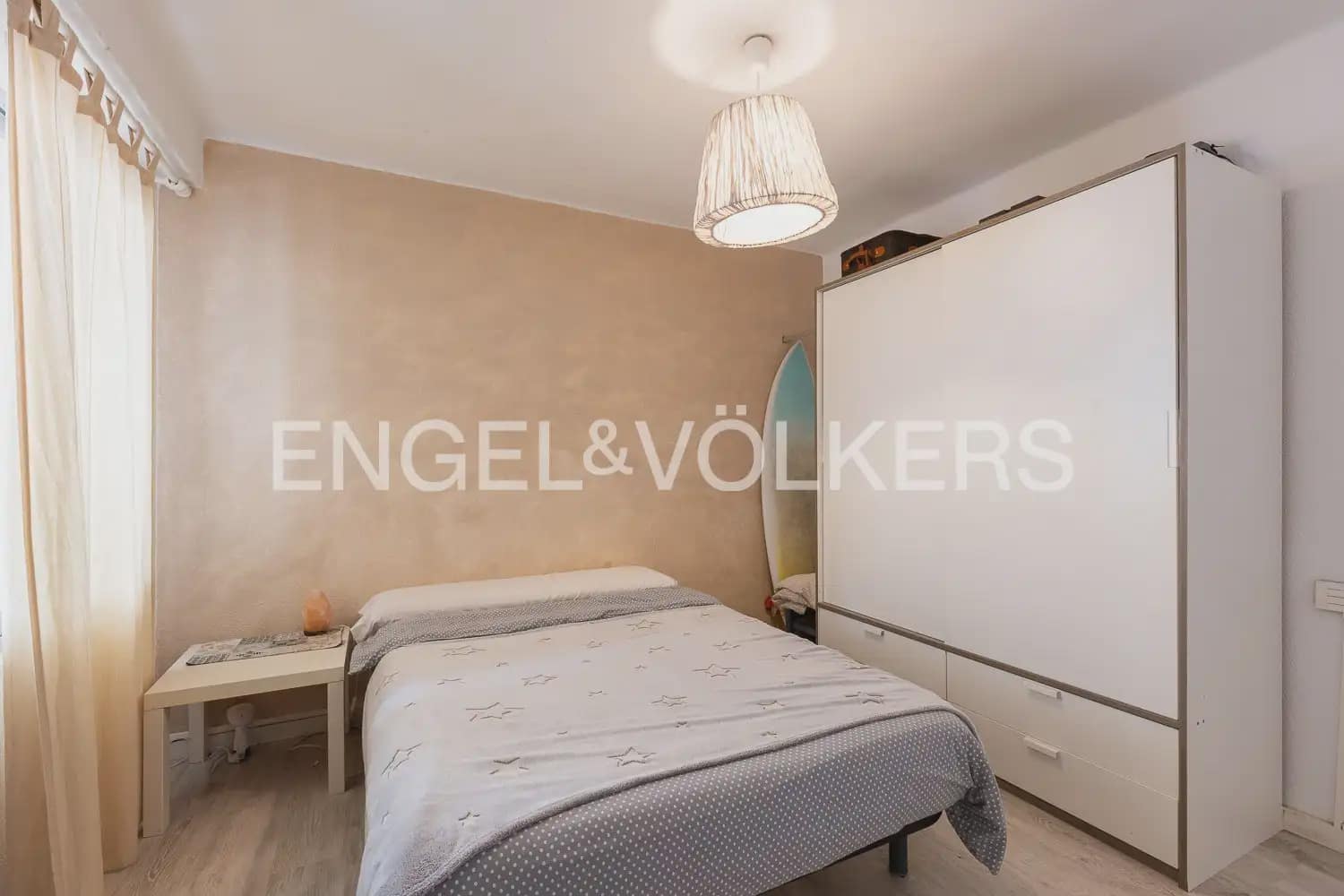 2 bedroom Flat for sale in Valencia city with garage - € 180,000 (Ref: 9897581)