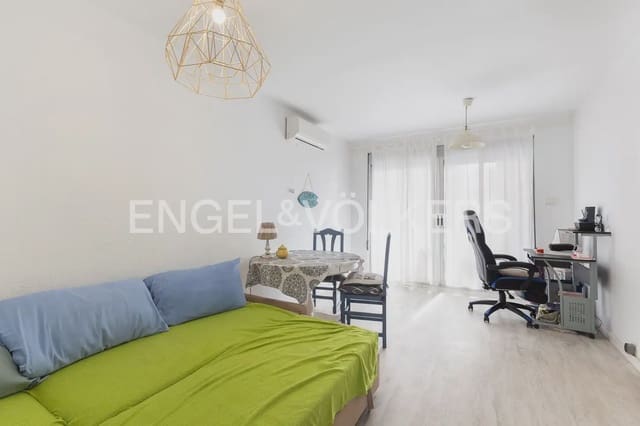 2 bedroom Flat for sale in El perellonet, Valencia city with garage - € 180,000 (Ref: 9897581)