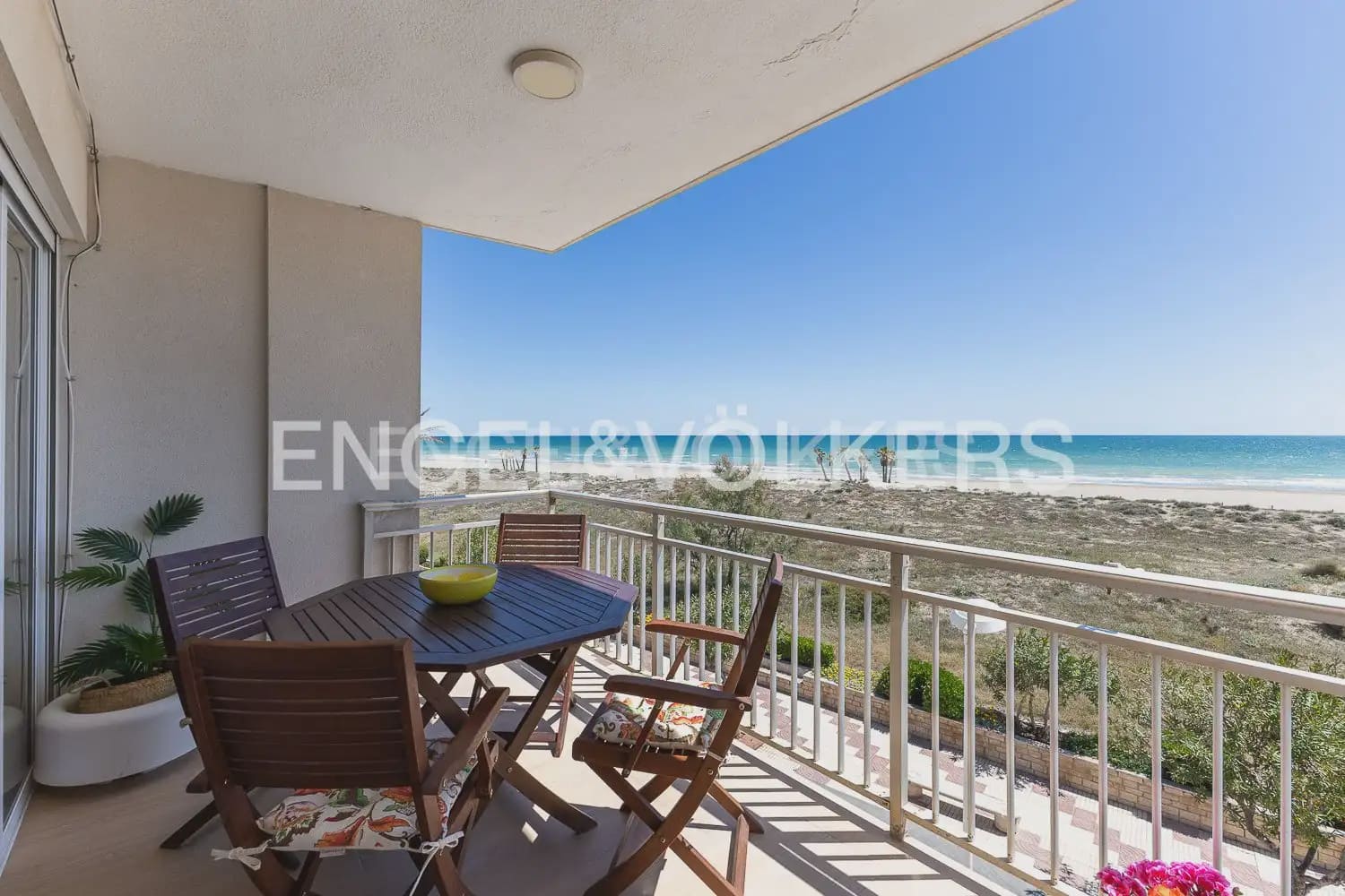 3 bedroom Flat for rent in Canet d'En Berenguer with garage - € 1,500 (Ref: 9897582)
