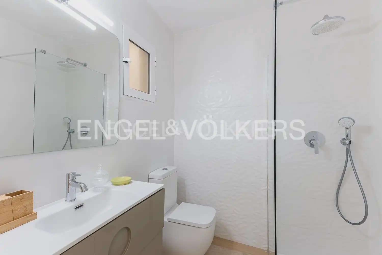 3 bedroom Flat for rent in Canet d'En Berenguer with garage - € 1,500 (Ref: 9897582)