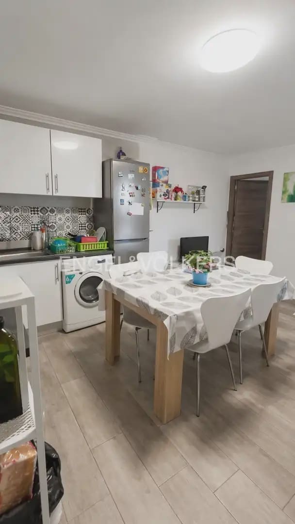 5 quarto Apartamento para arrendar em Valencia cidade - 2 300 € (Ref: 9897584)