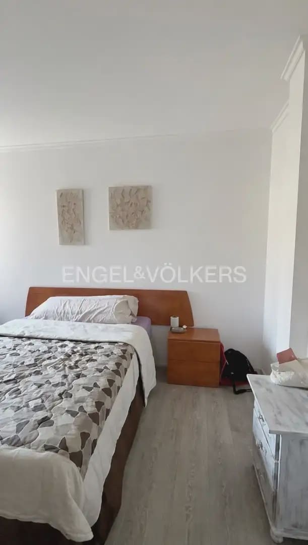 5 quarto Apartamento para arrendar em Valencia cidade - 2 300 € (Ref: 9897584)