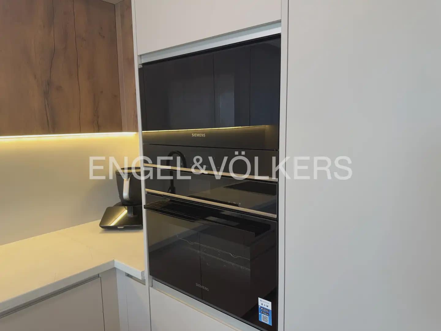 1 bedroom Flat for rent in La Pobla de Farnals with pool - € 1,500 (Ref: 9897588)