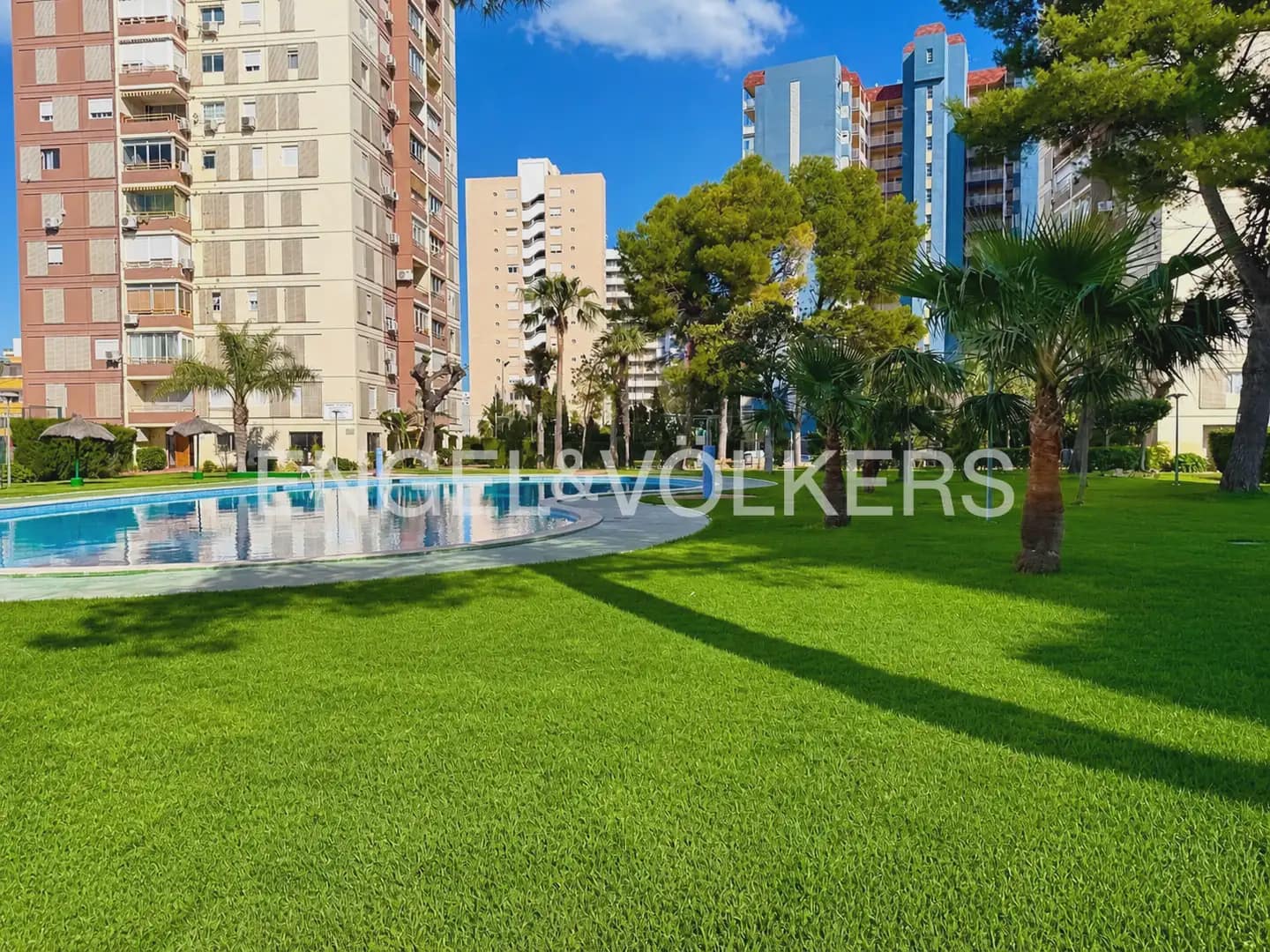 1 bedroom Flat for rent in La Pobla de Farnals with pool - € 1,500 (Ref: 9897588)