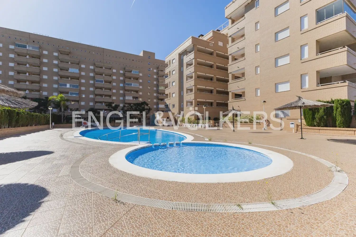 3 camera da letto Appartamento in vendita in Oropesa  con piscina garage - 168.000 € (Rif: 9897589)