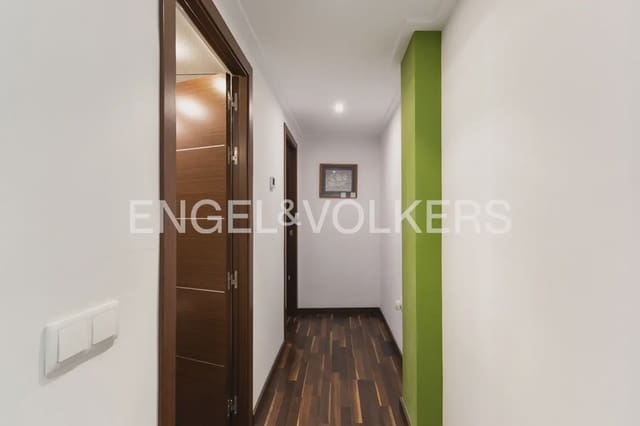 3 bedroom Flat for sale in Sueca with garage - € 220,000 (Ref: 9897592)