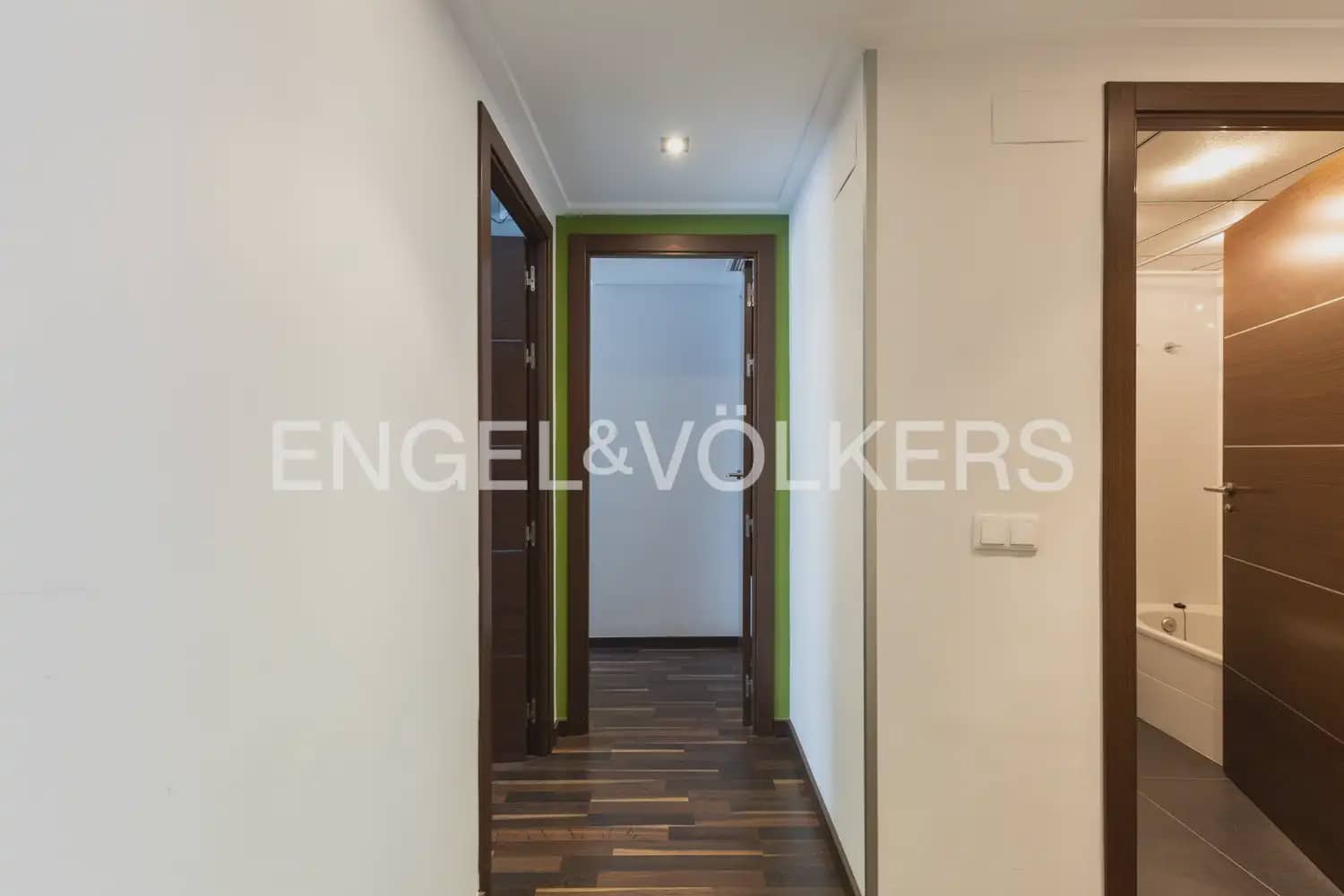 3 bedroom Flat for sale in Sueca with garage - € 220,000 (Ref: 9897592)