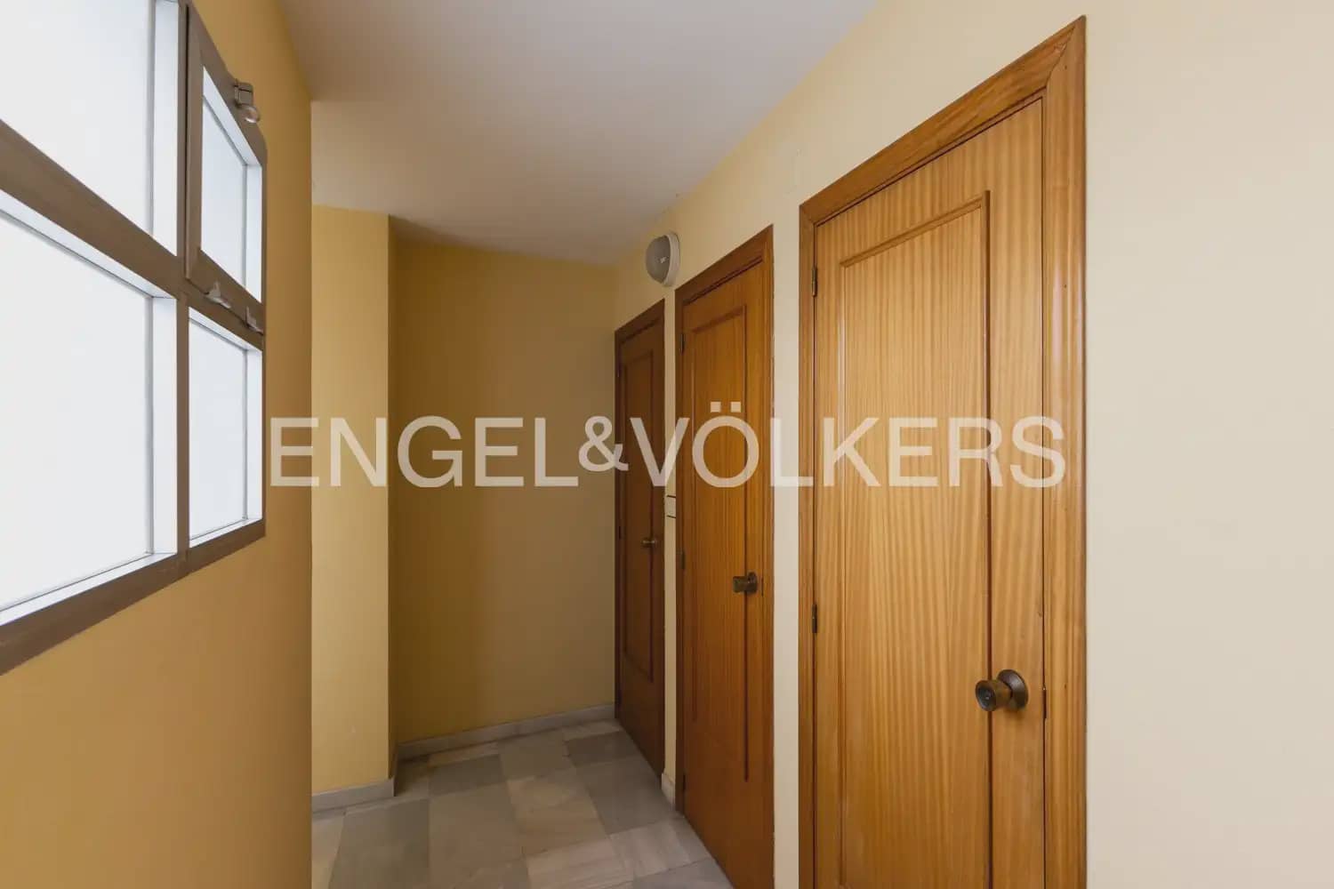 3 bedroom Flat for sale in Sueca with garage - € 220,000 (Ref: 9897592)