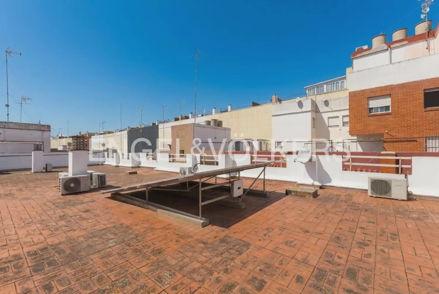 3 bedroom Flat for sale in Sueca with garage - € 220,000 (Ref: 9897592)