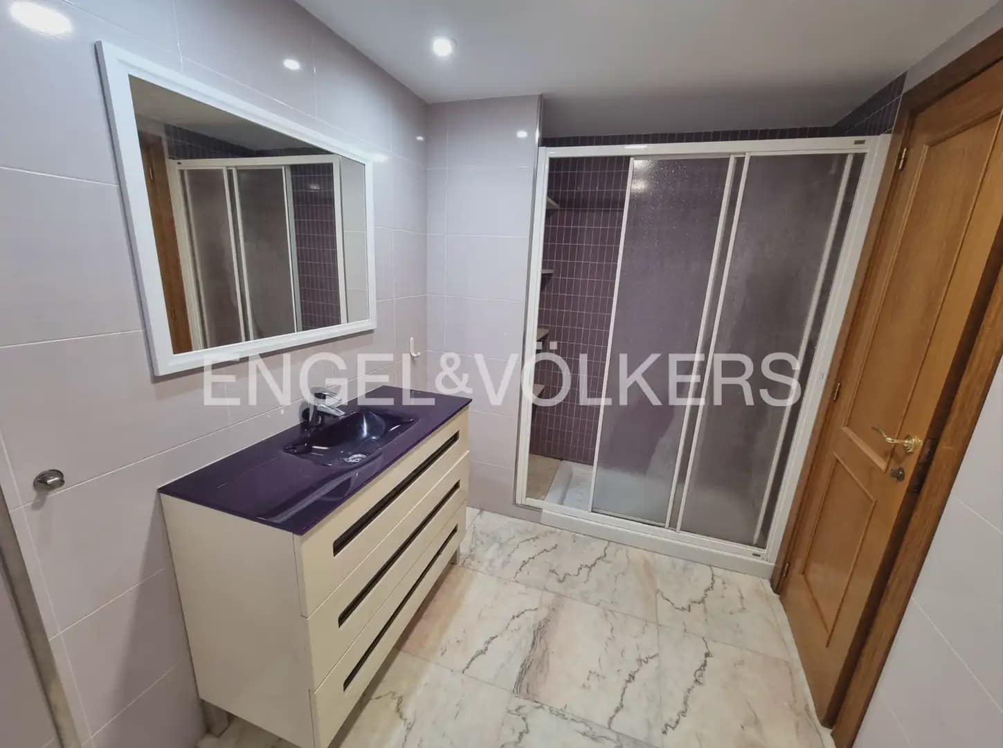 4 slaapkamer Flat te huur in Valencia stad - € 2.000 (Ref: 9897595)