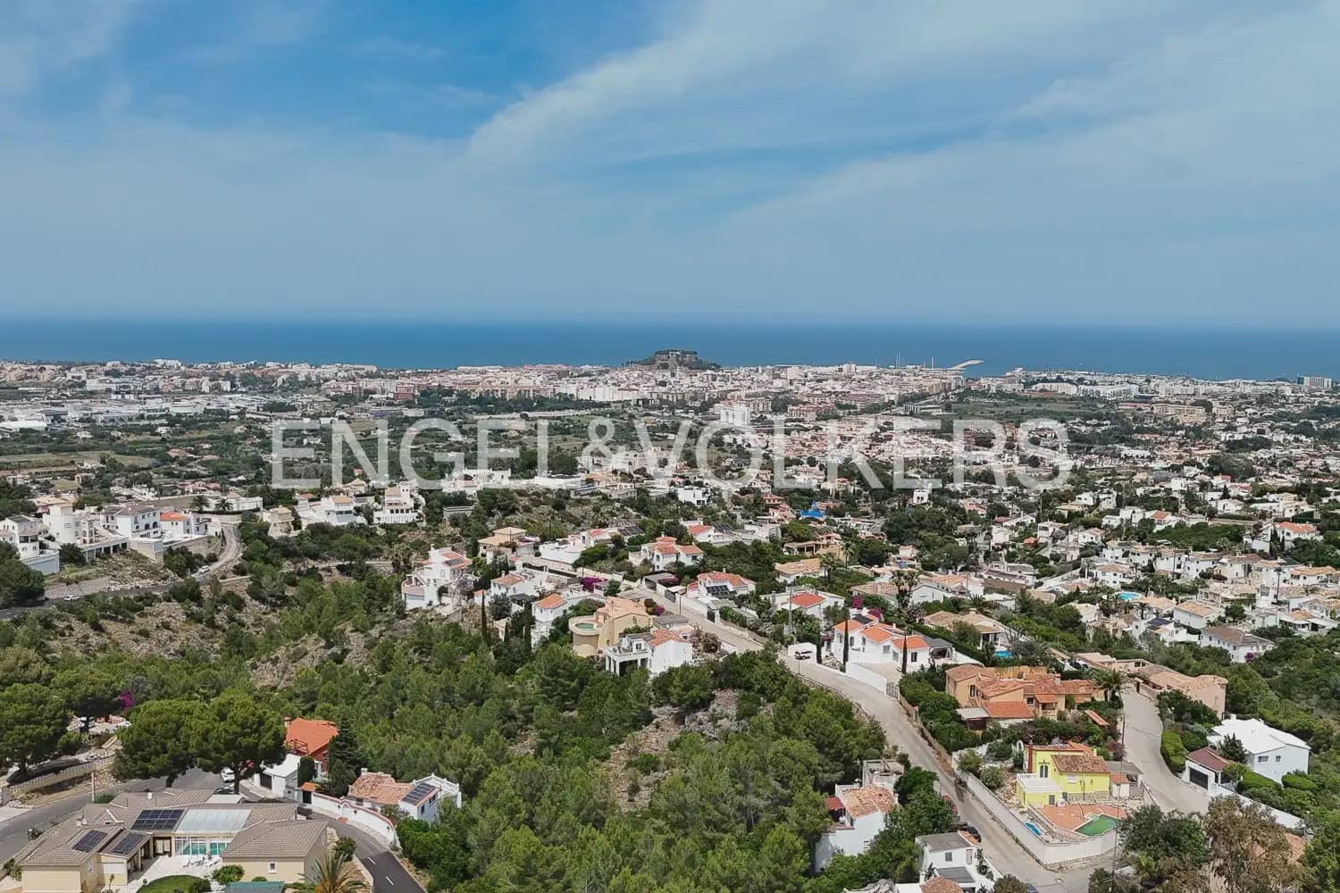 Solar/Parcela en Dénia en venta - 220.000 € (Ref: 9897597)