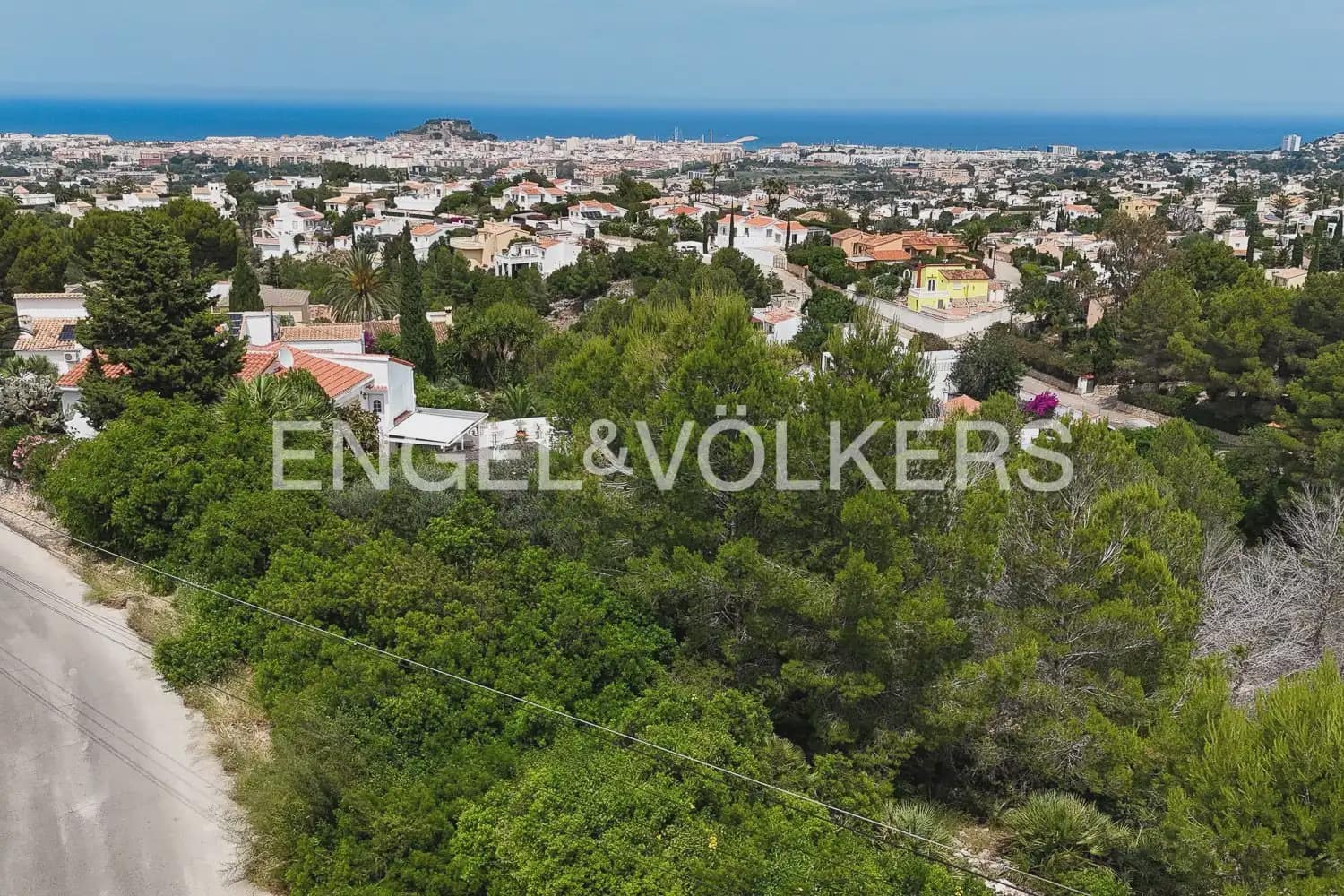 Solar/Parcela en Dénia en venta - 220.000 € (Ref: 9897597)