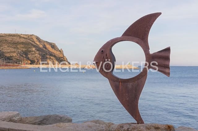 Tontti myytävänä paikassa Partida Tosal - Zona del Castellans, Javea / Xàbia - 1 260 000 € (Ref: 9897598)