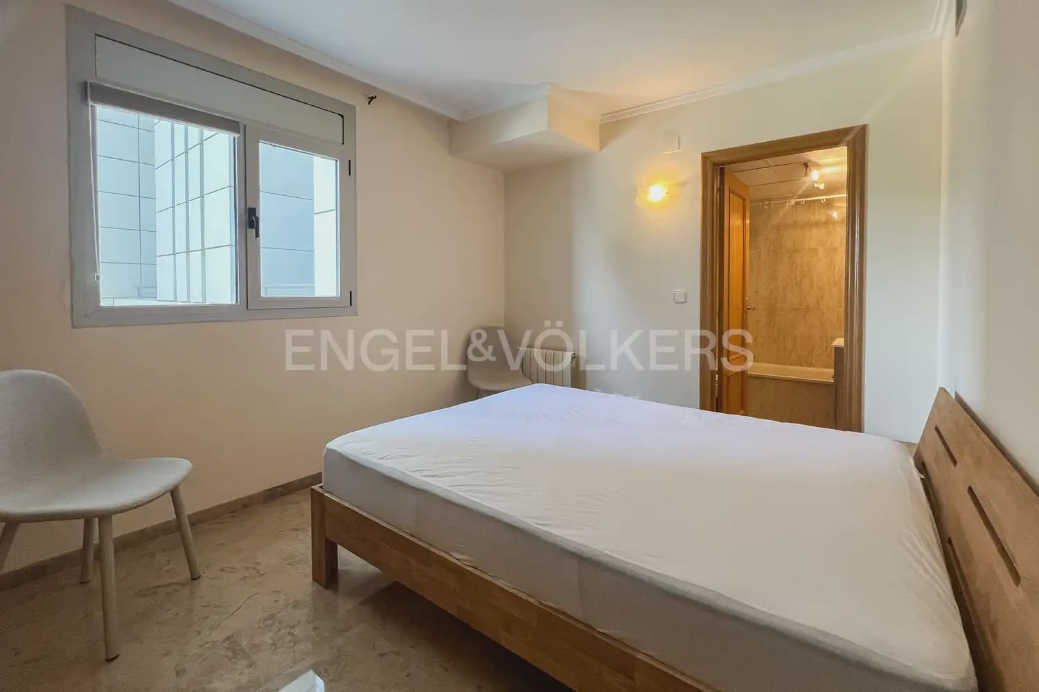 3 camera da letto Appartamento da affittare in Valencia citta con piscina garage - 2.300 € (Rif: 9897600)