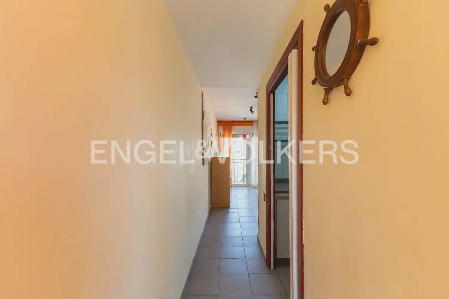 1 bedroom Flat for sale in Cullera with garage - € 210,000 (Ref: 9897601)