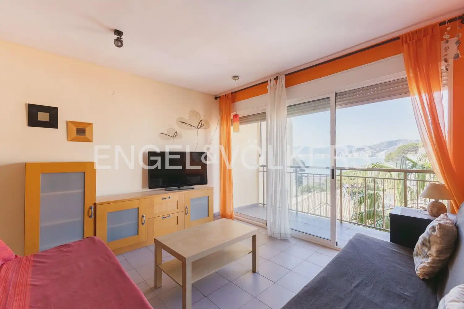 1 bedroom Flat for sale in Cullera with garage - € 210,000 (Ref: 9897601)